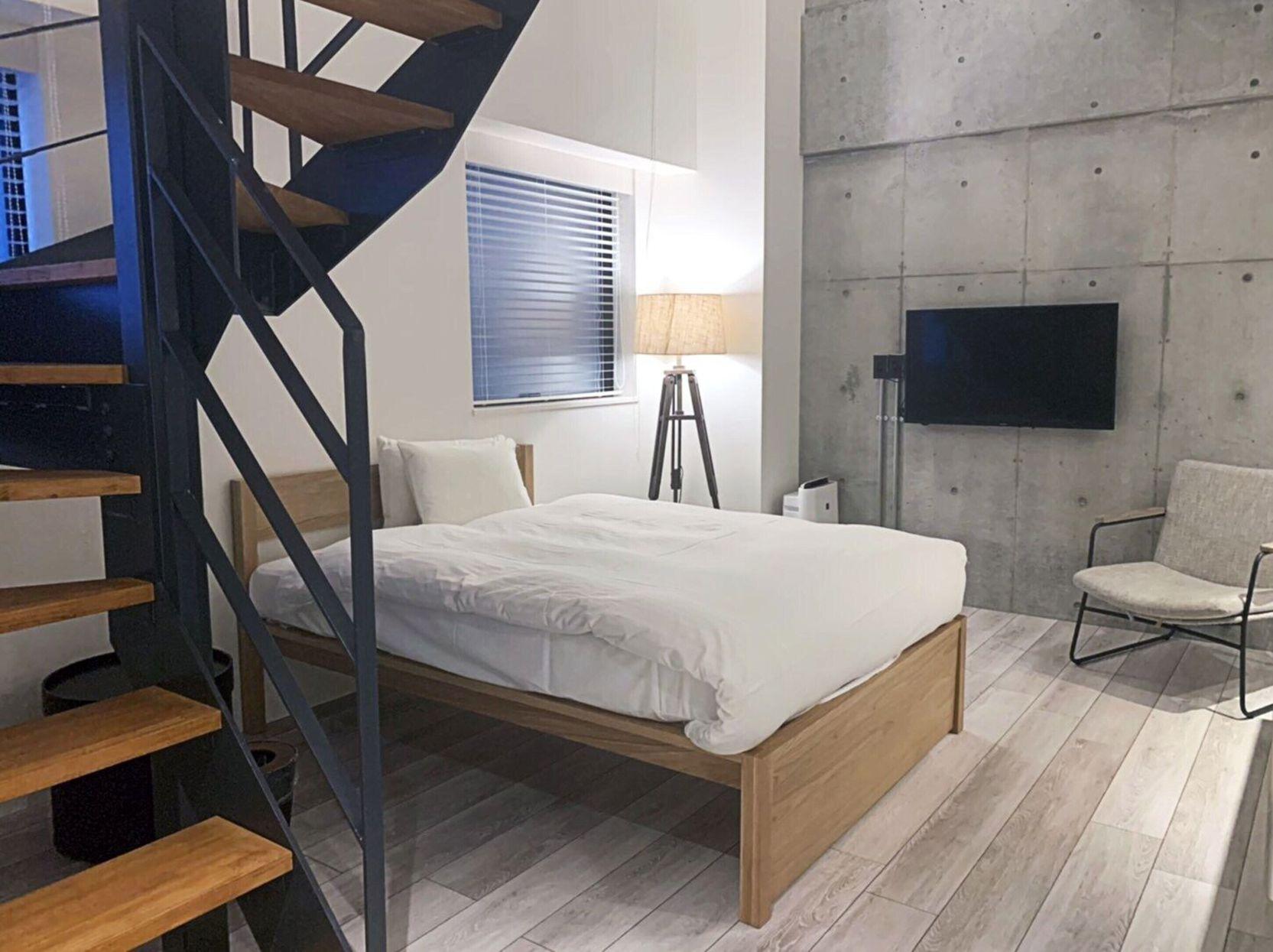 Atrium, 2 Double Beds, Sofa