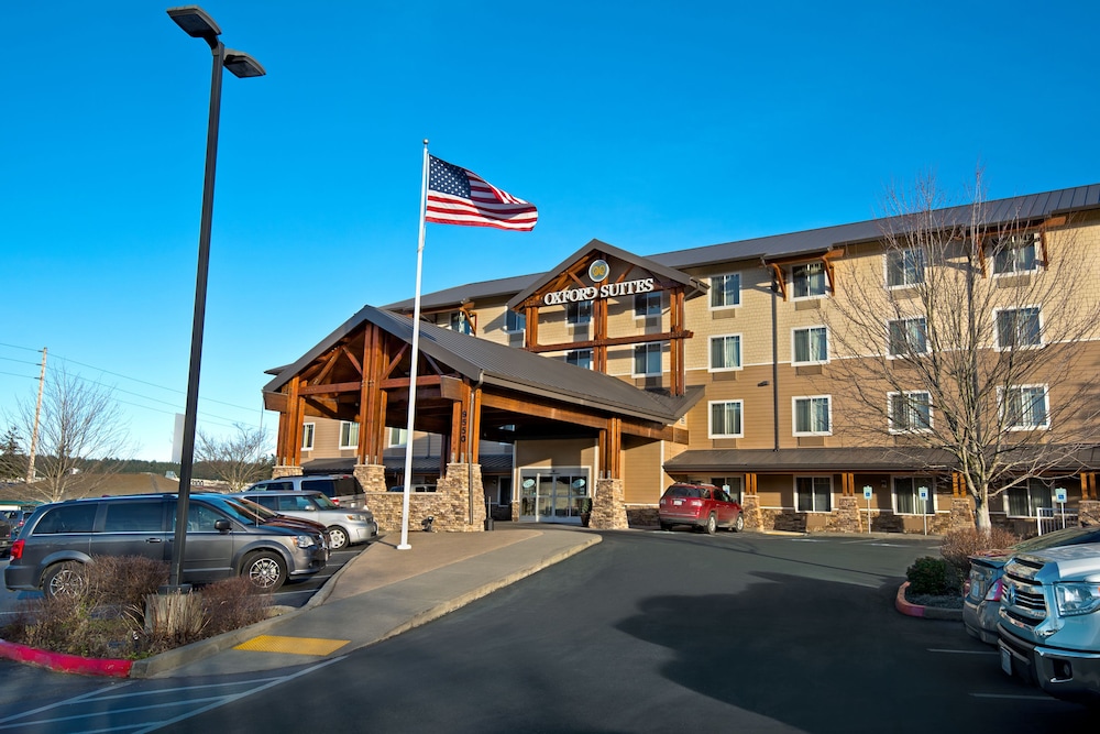Oxford Suites Silverdale 54/59