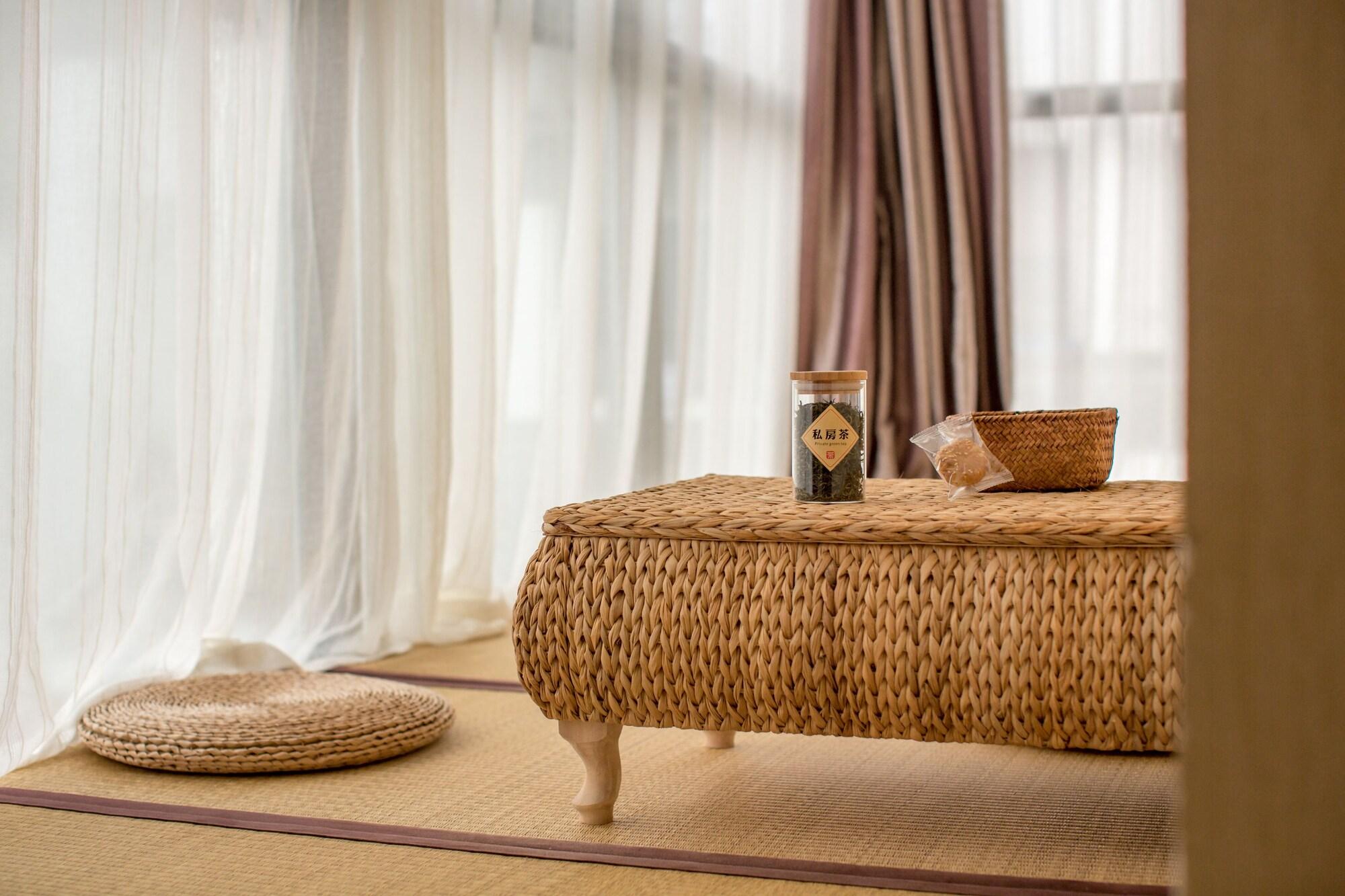 Huangshan Chengjin Boutique Hotel 55/65