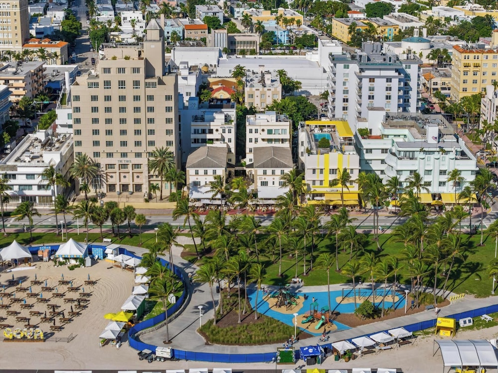 Hotel Ocean 53/64