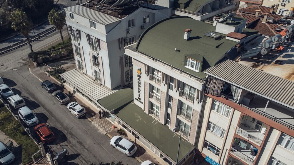 Hotel Mandalin 4/50