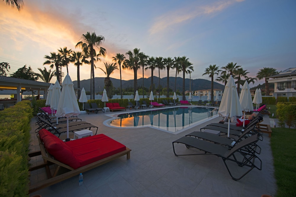 Voxx Marmaris Beach Resort Adult Only +16 39/52