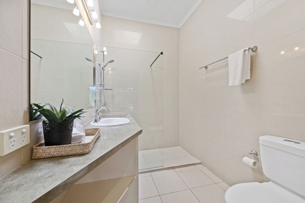 بنتهاوس بسريرين كوين بإطلالة على البحر بـ3 غرف نوم، Sea Foam Villas 4/7