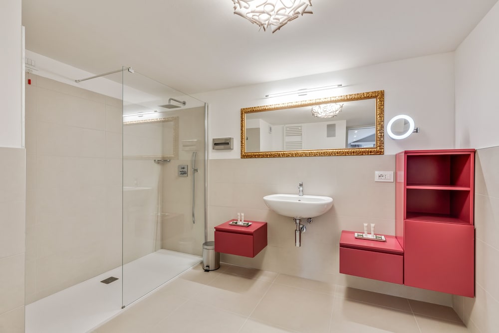 Oriana Suites Udine 16/24