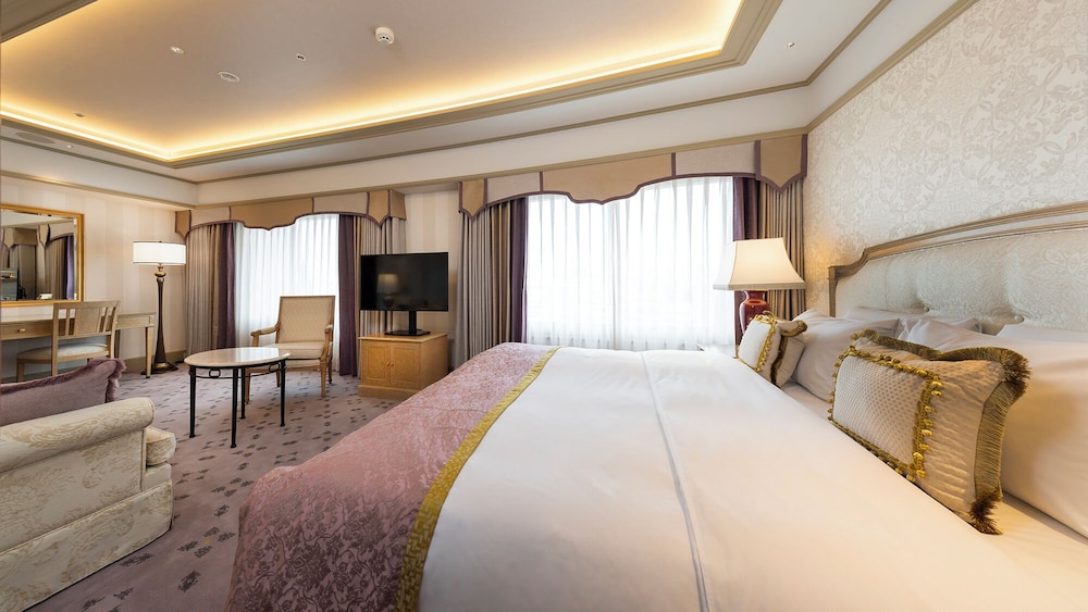 Deluxe, Executive, King Bed, North View