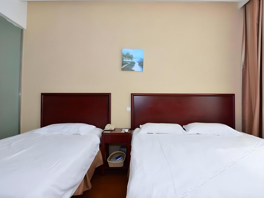 GreenTree Inn Qingdao Jiaozhou Sanlihe Park Express Hotel 29/40