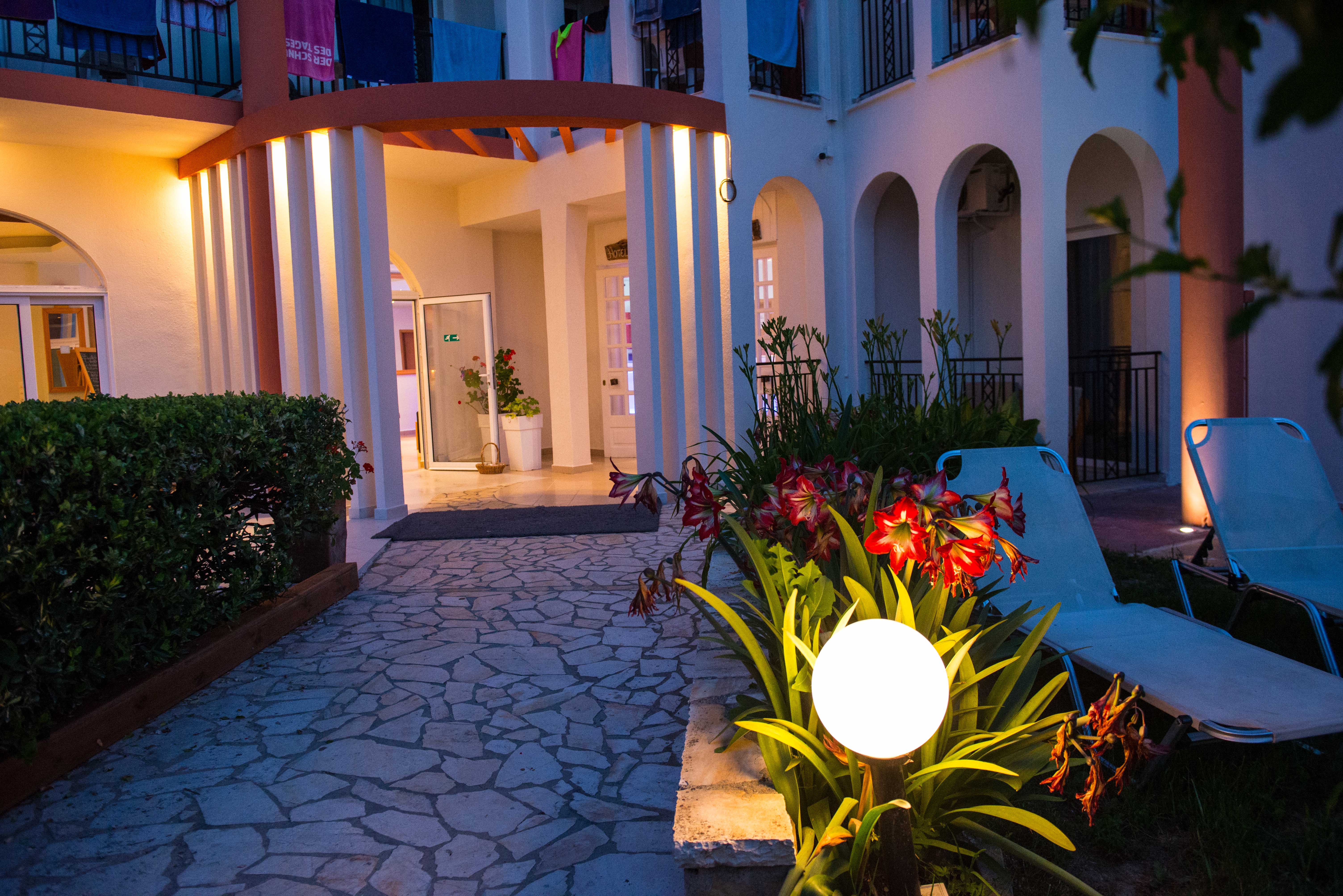 Silver Beach Hotel - Adults Only 32/42