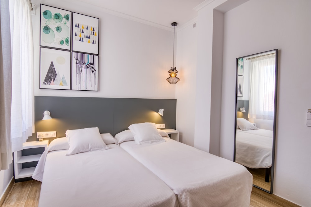 Hostal La Isla 4/32