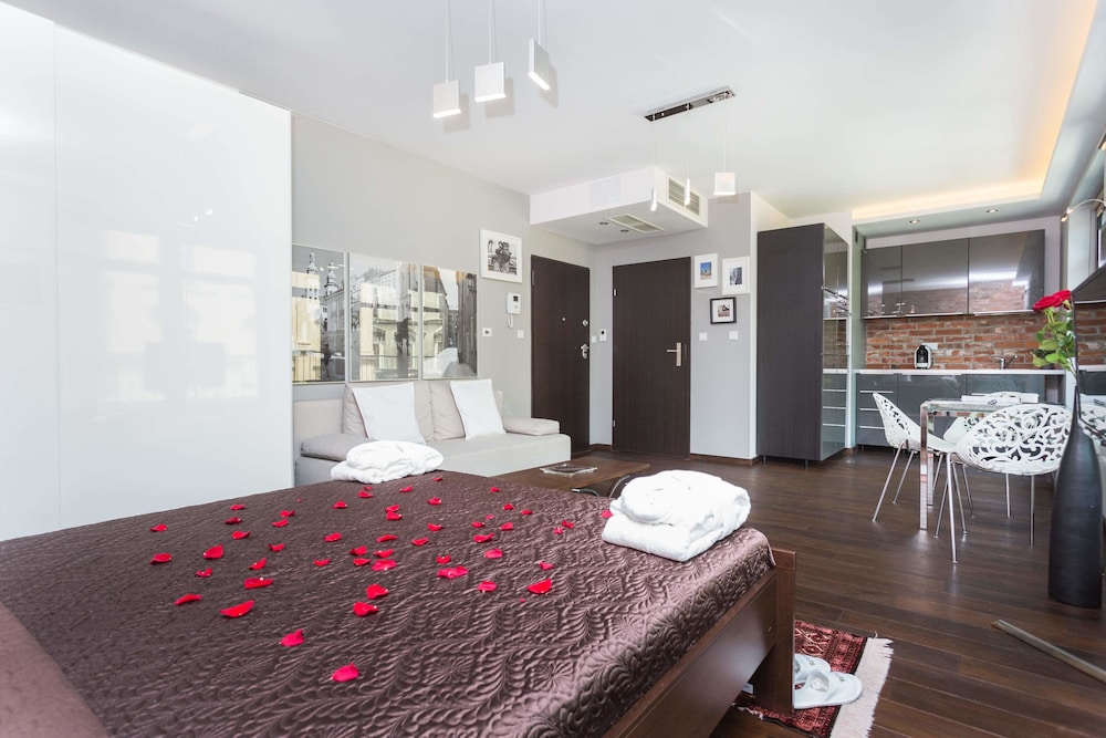 InPoint Smart Apartments 55/73