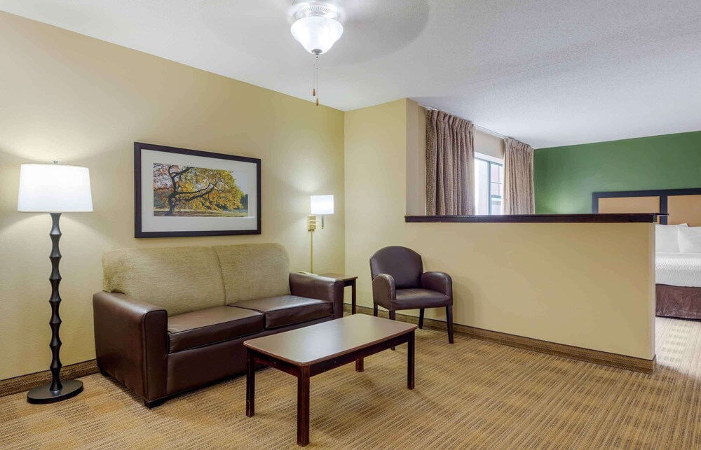 Extended Stay America Los Angeles - Ontario Airport 31/47