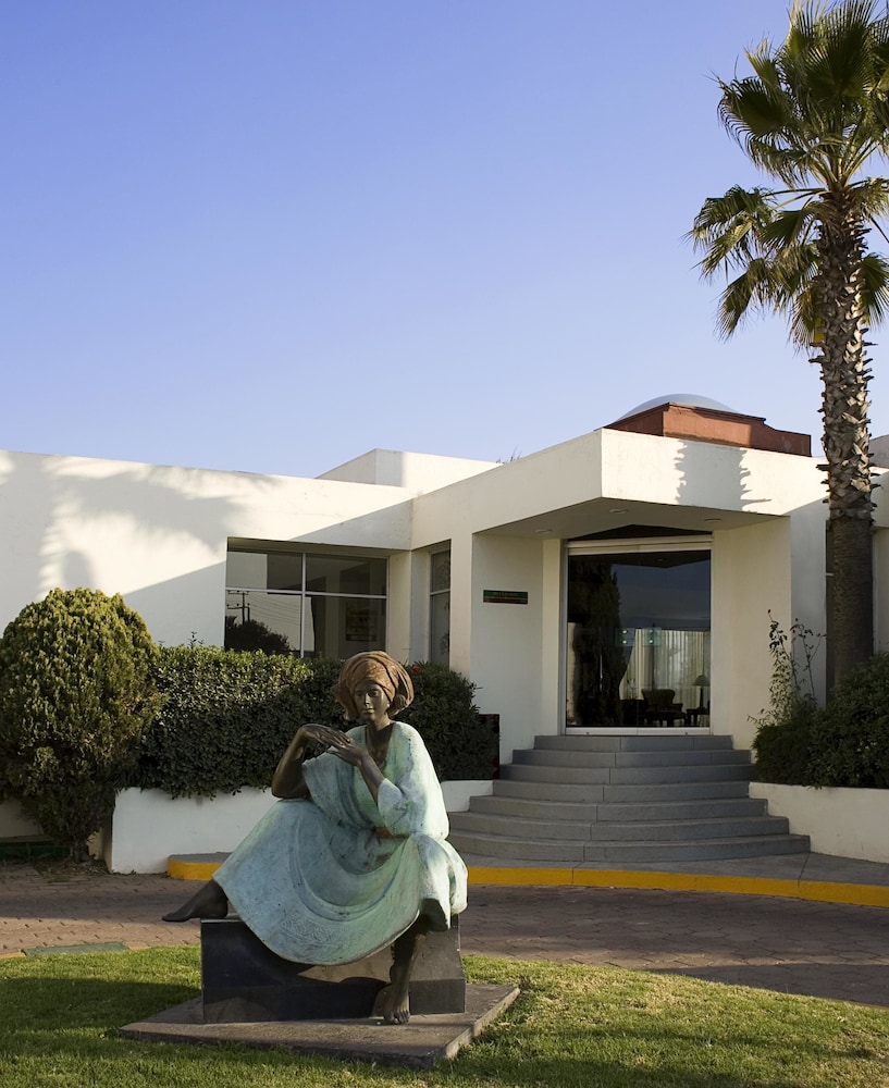 Hotel La Joya 2/62