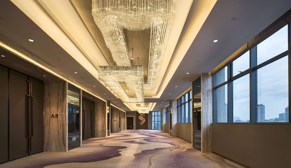 DoubleTree by Hilton Ningbo Beilun 4/58