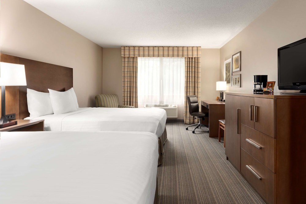 Country Inn and Suites By Radisson Baxter MN 3/22
