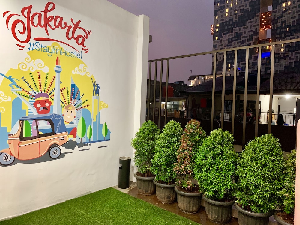 Stay Inn Hostel Jakarta 11/64