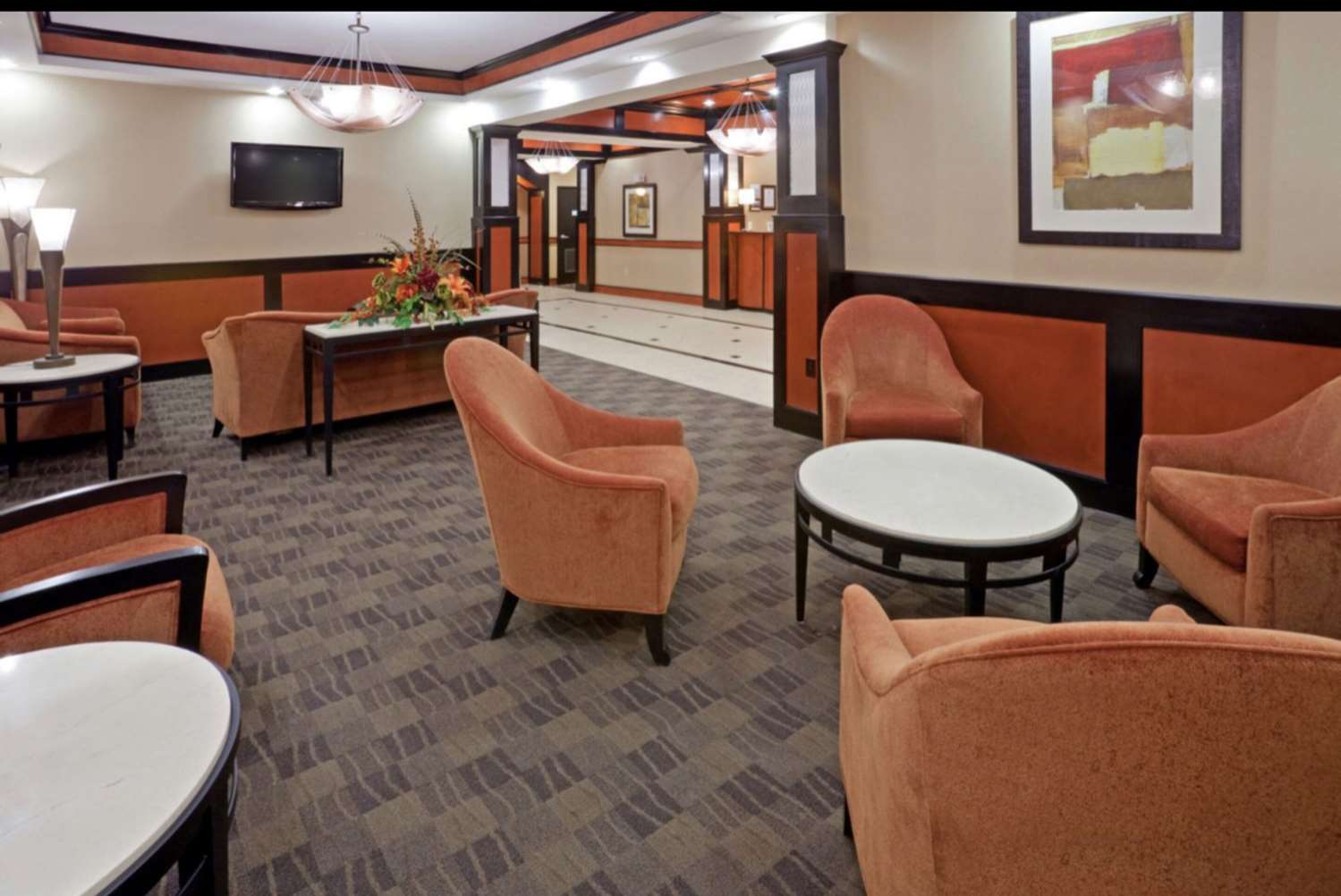 Comfort Inn & Suites Dallas Medical-Market Center 13/23