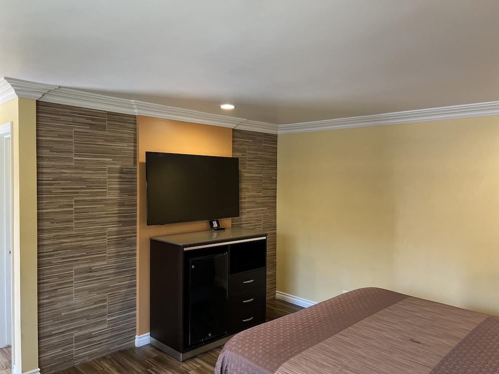 Walnut Inn & Suites 21/44