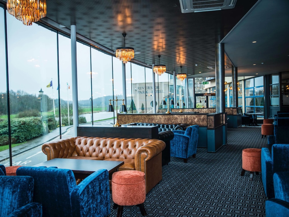 Riverside Park Hotel And Leisure Club 49/65