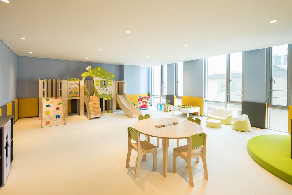 Novotel Ambassador Seoul Dongdaemun Hotels and Residences 66/75