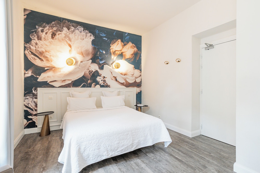 Azur Hotel 27/59