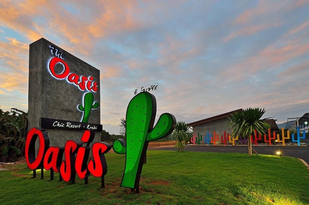 The Oasis Resort 20/25