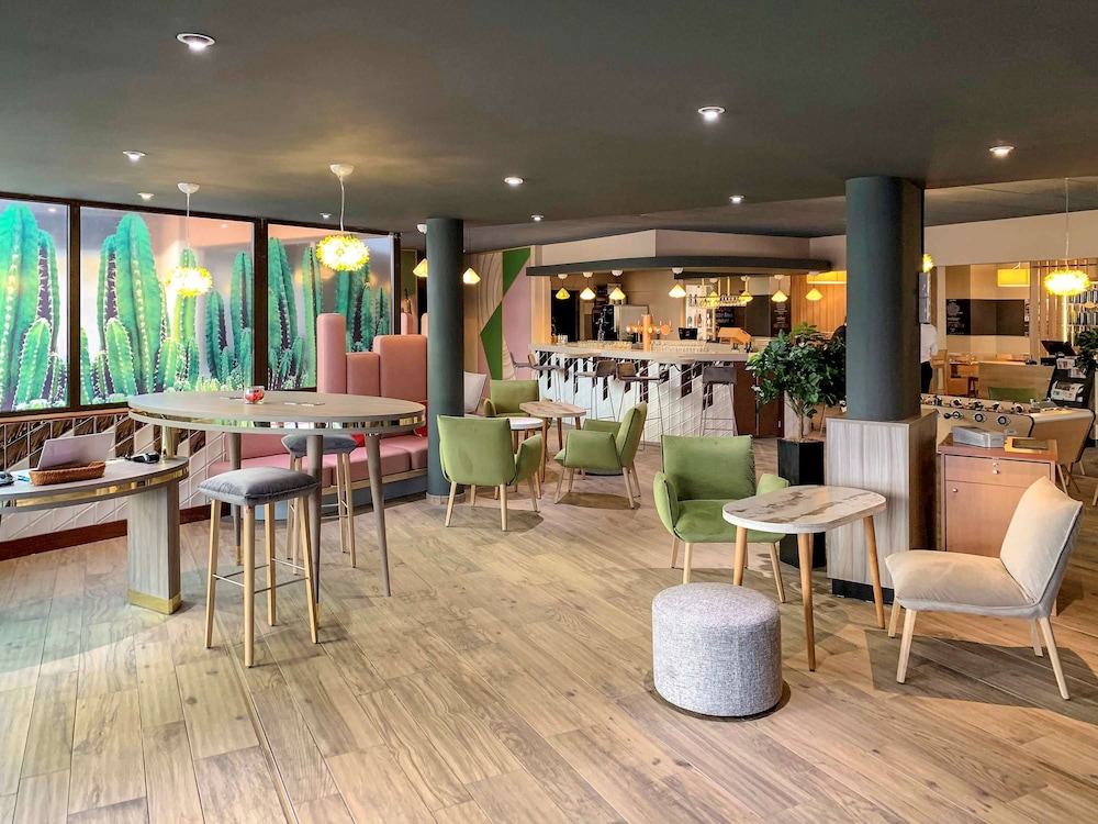restaurant-cafeteria