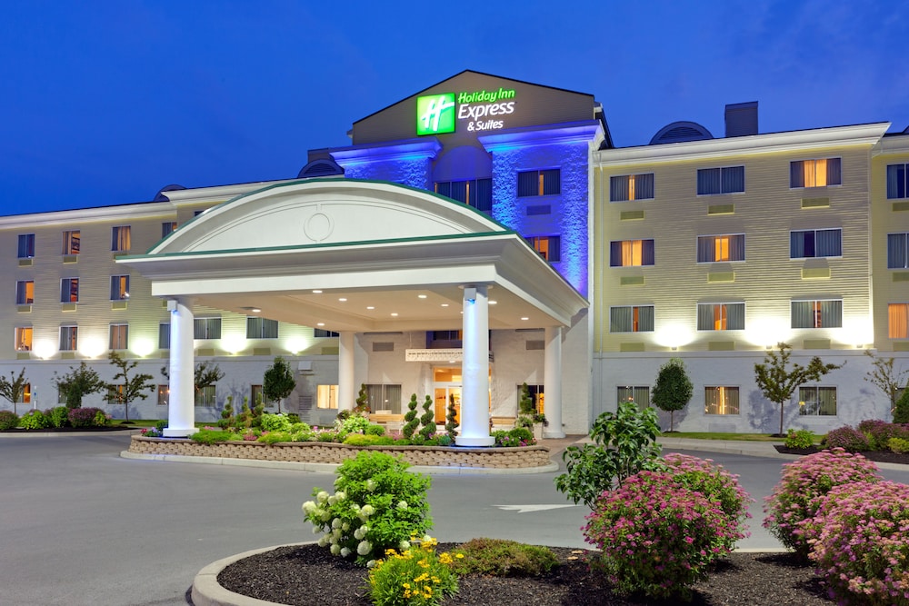 Holiday Inn Express Hotel Amp Suites Watertown Thousand Island 1/56