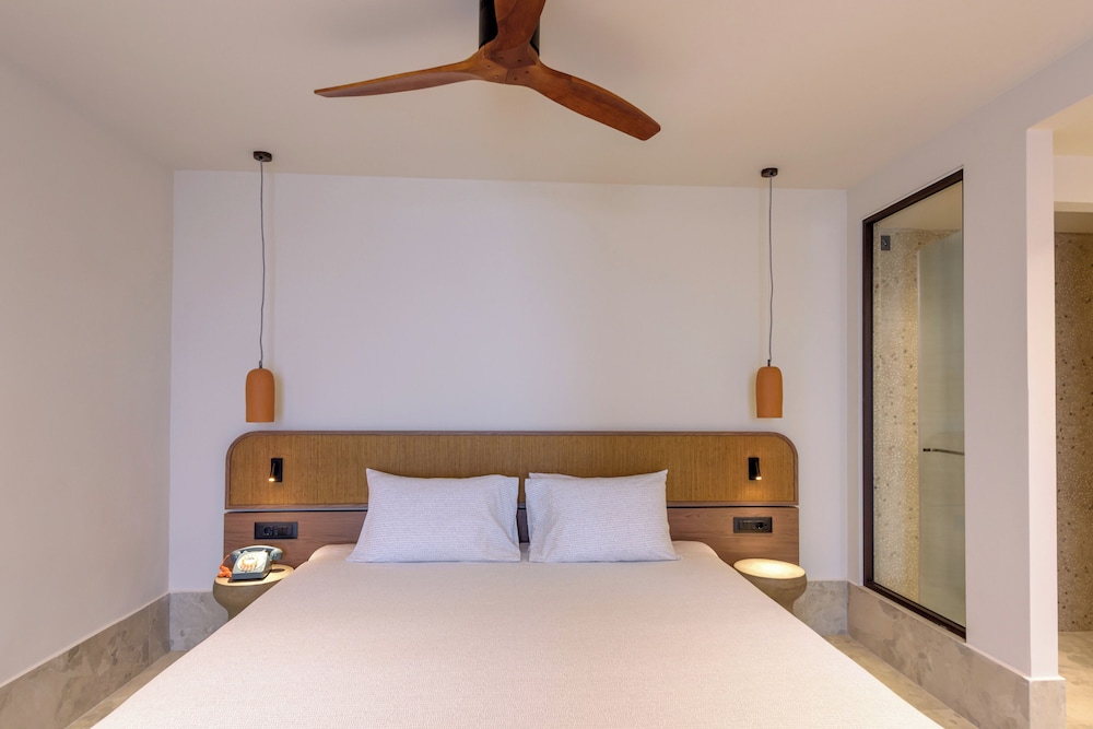 Loft, Plunge Pool