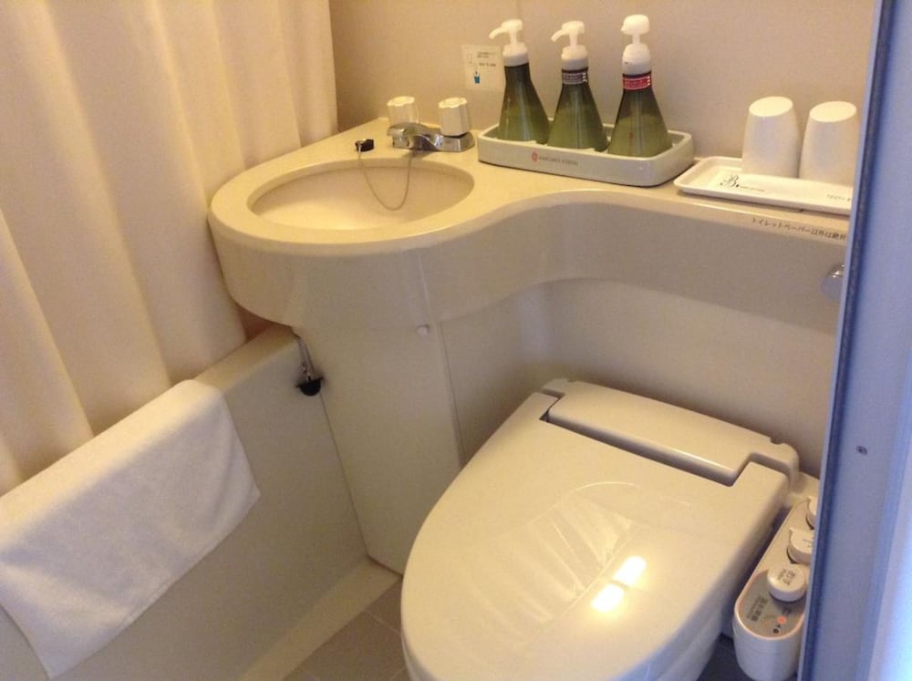 Matsumoto Tourist Hotel 38/54