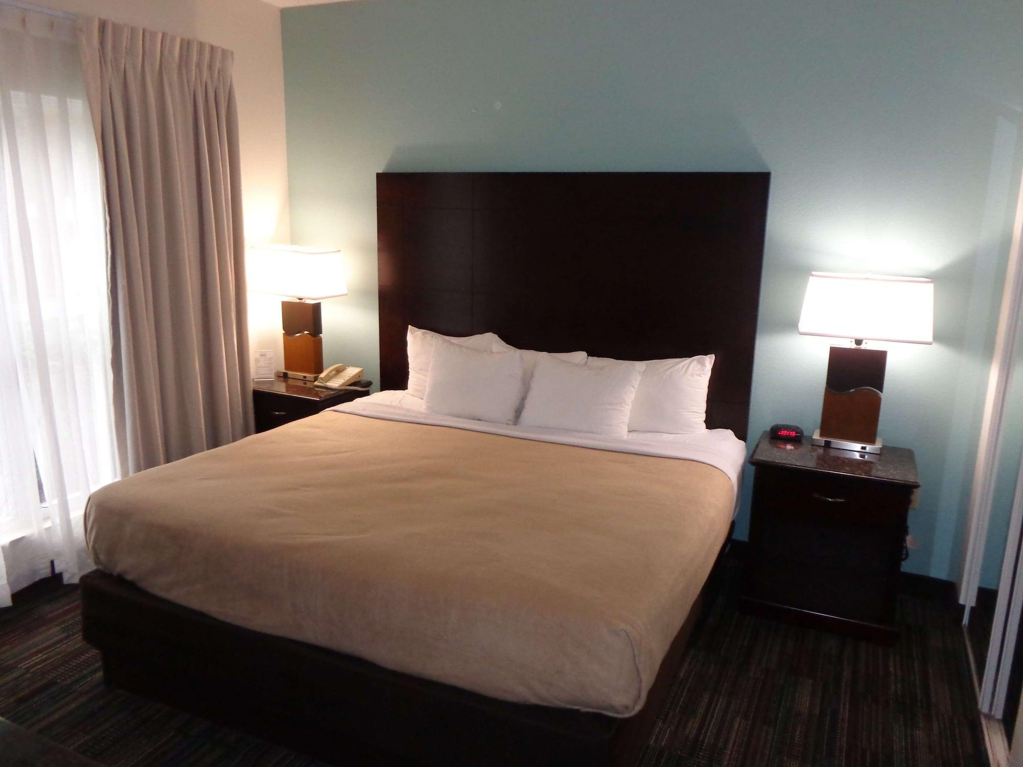 1 Bedroom, Suite
