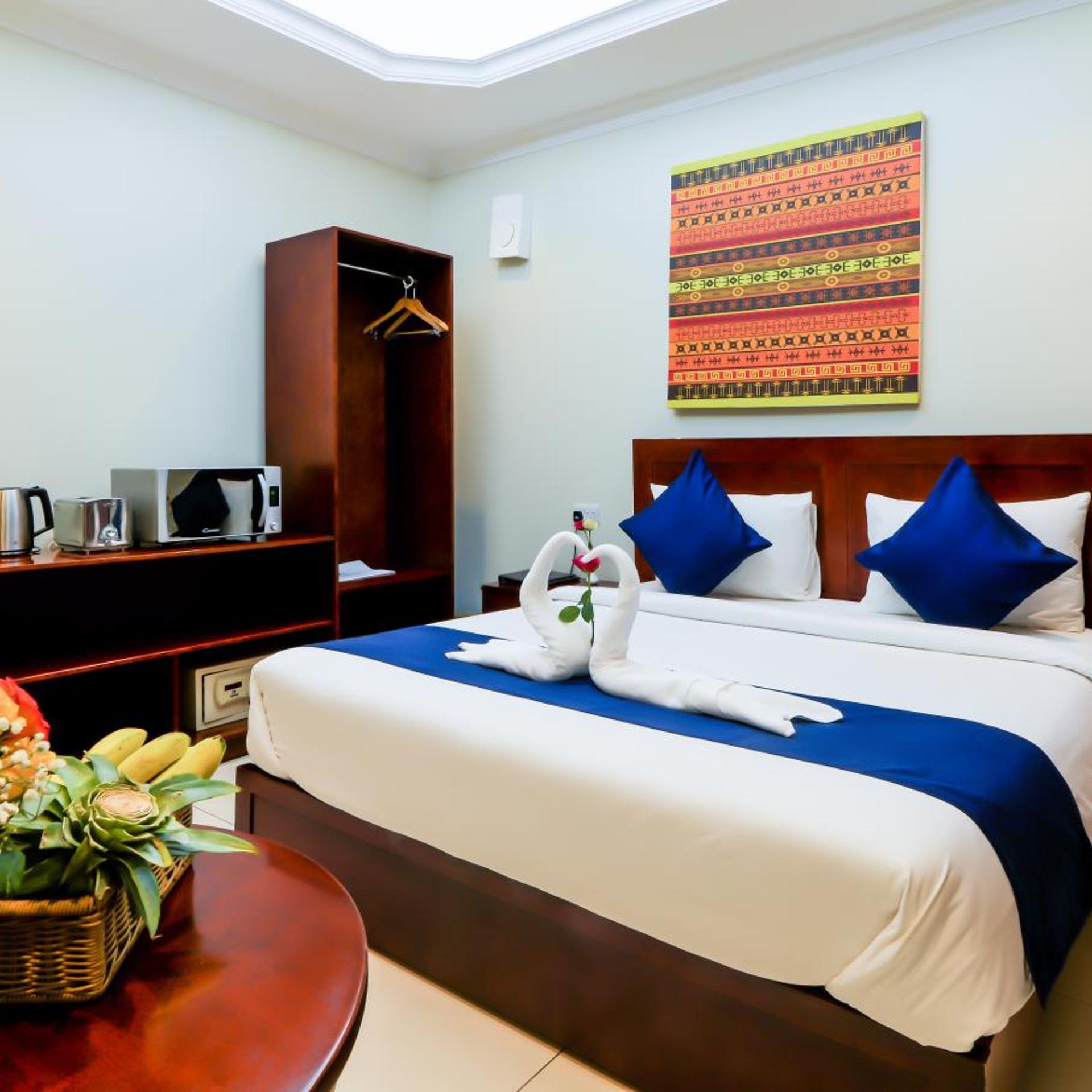 Studio, Tanzanite Executive Suites 2/10