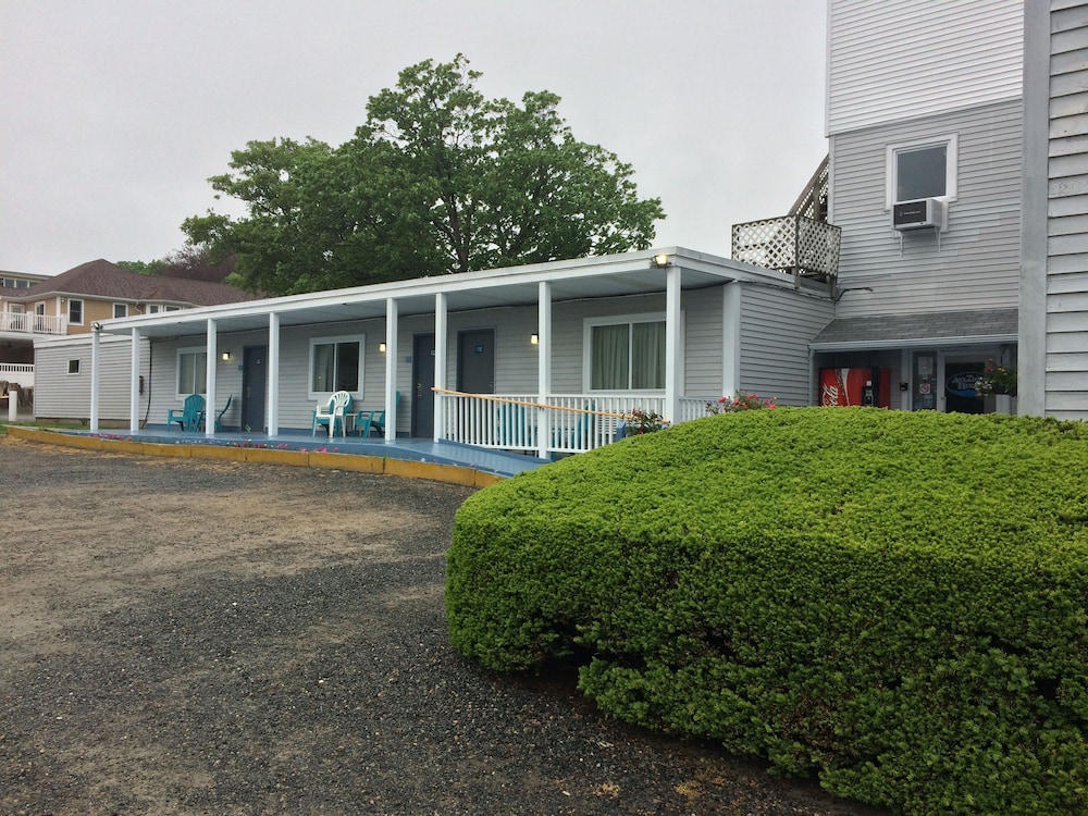 Atlantic House 63/68