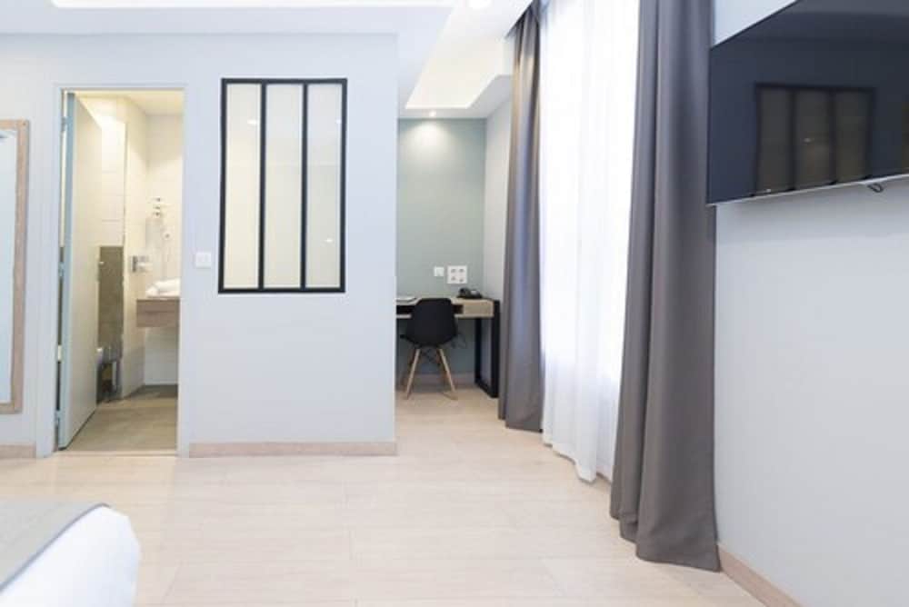 Grand Hotel Clichy 29/61
