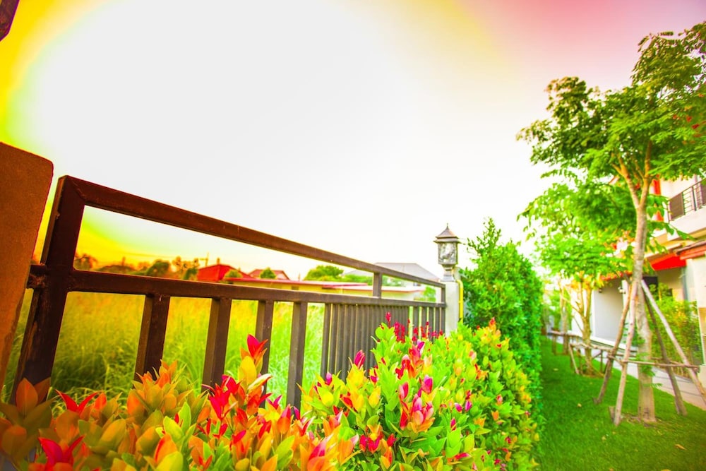 Aziss Boutique Hotel 8/54