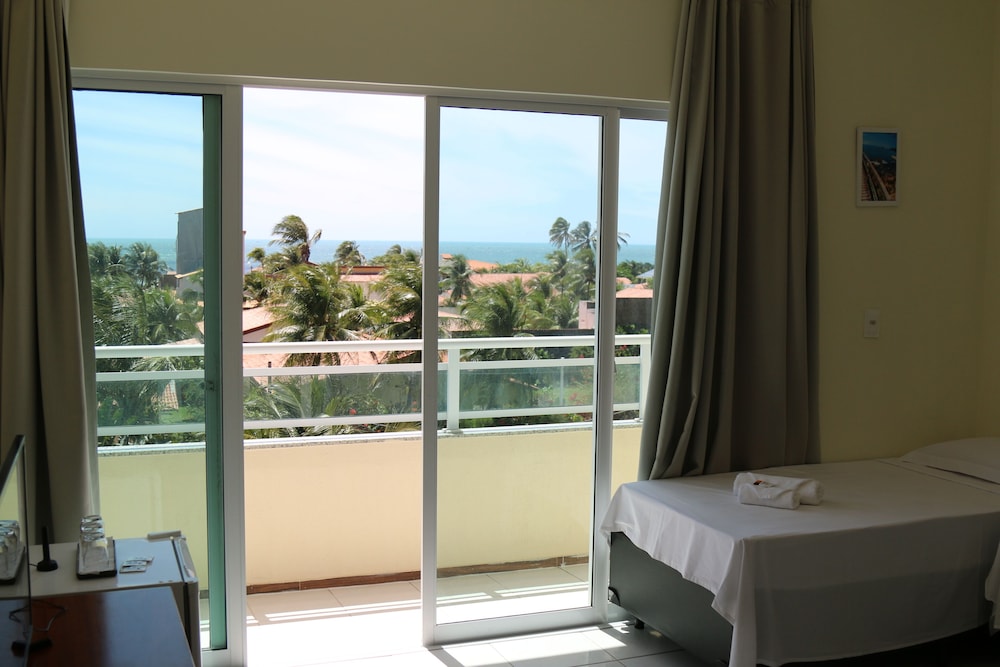 Villa Roma Beach Hotel 12/36