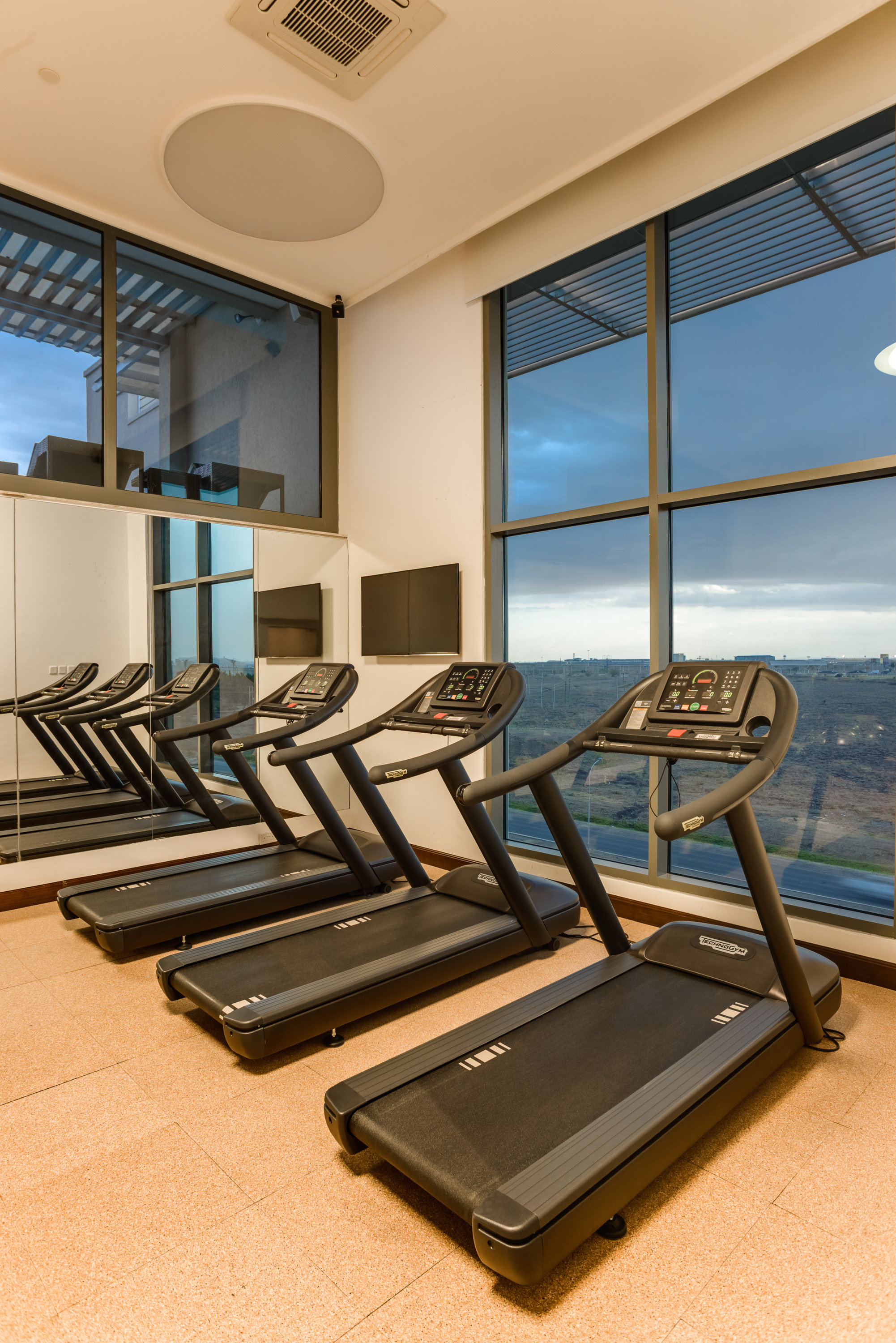 Crowne Plaza Nairobi Airport 39/78