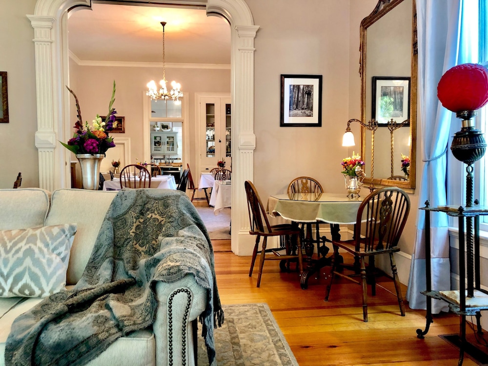Mccall House Bed And Breakfast 32/50