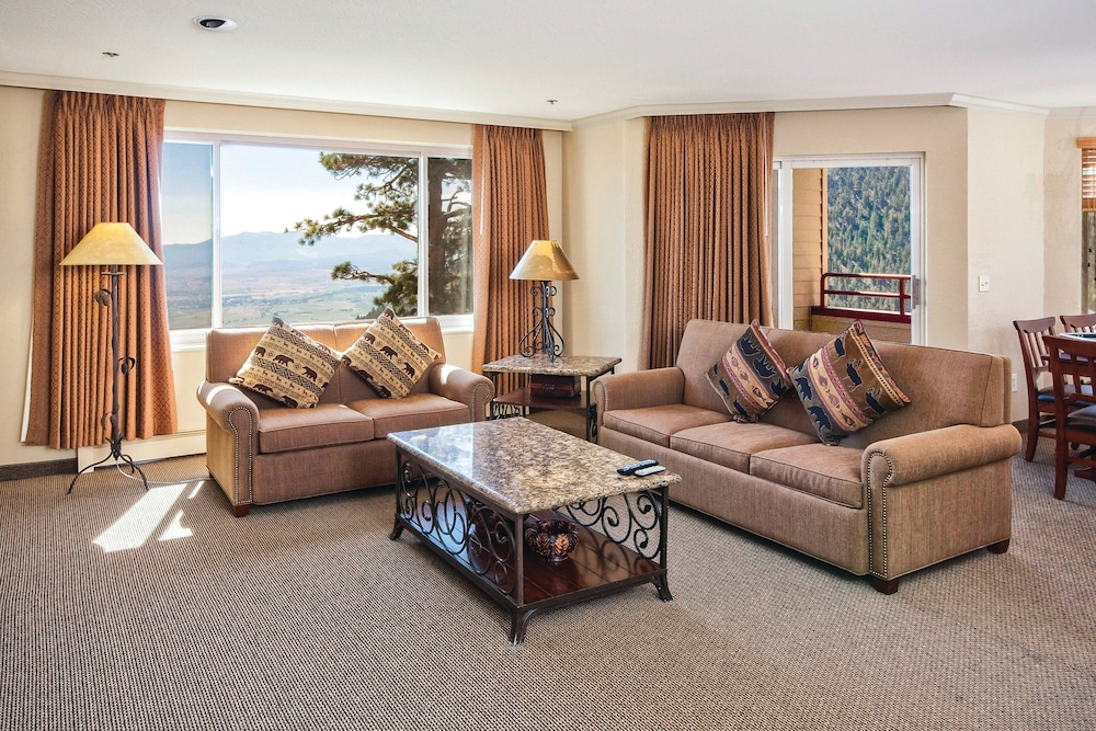 Holiday Inn Club Vacations Tahoe Ridge Resort 67/100