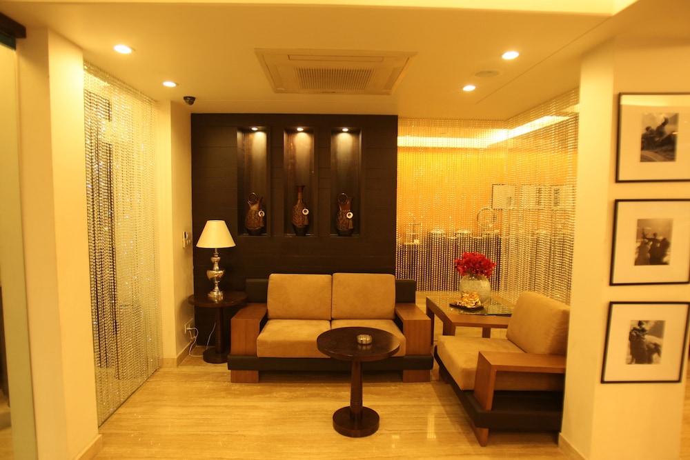 Emblem Hotel 49/67