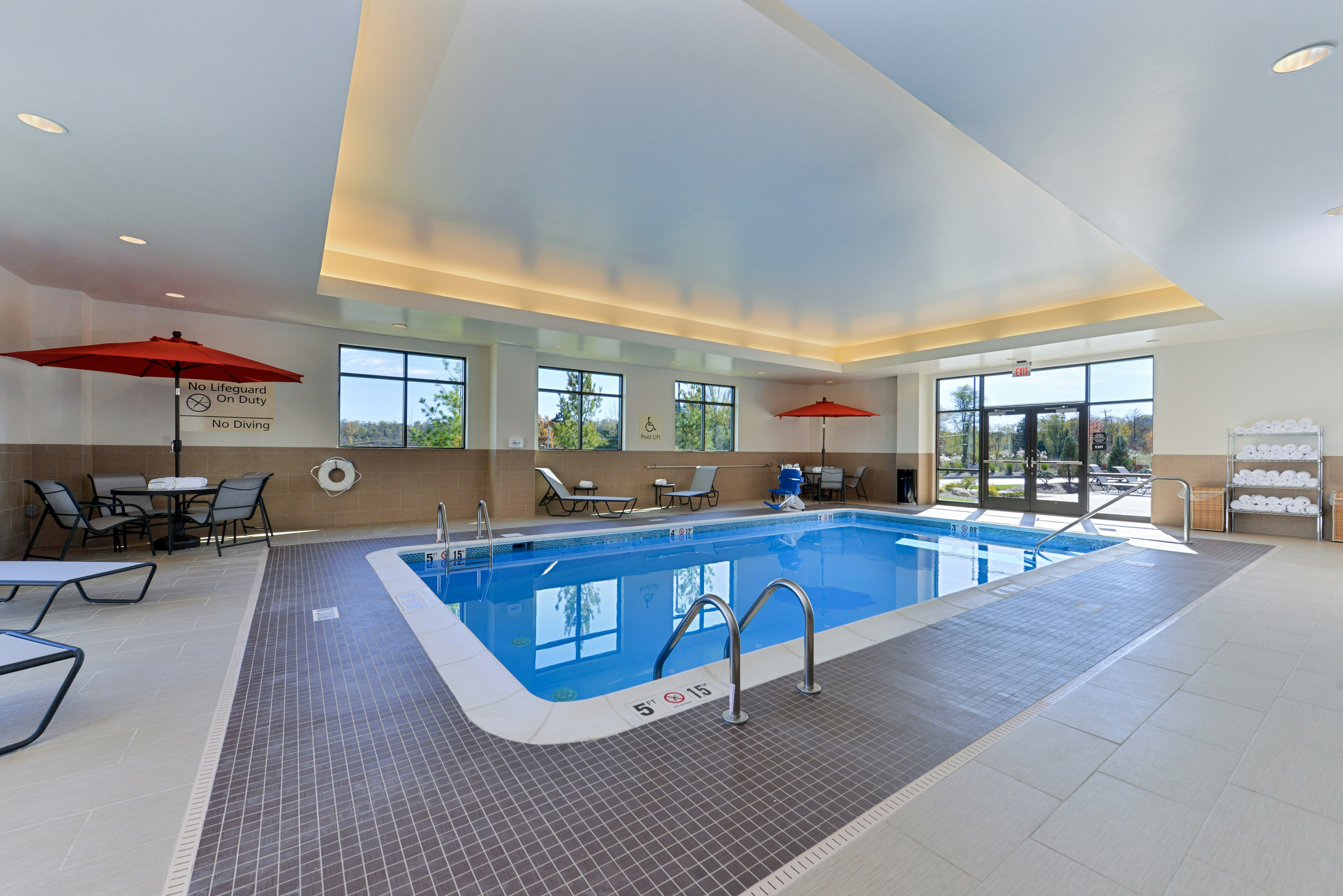 Hampton Inn & Suites California University-Pittsburgh 21/45