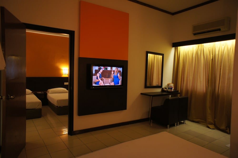 Meldrum Hotel 34/42