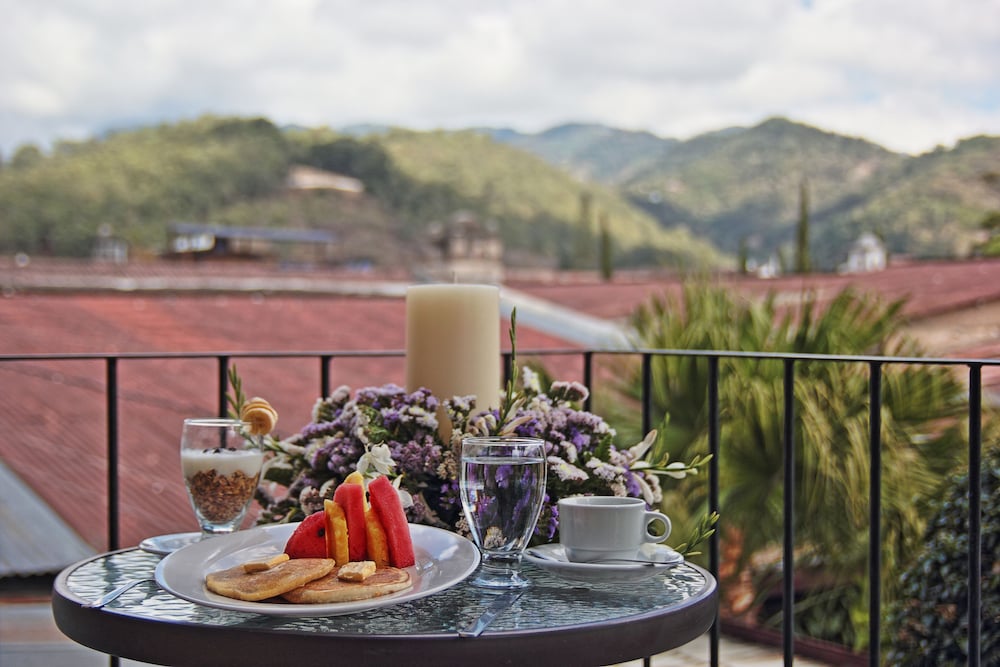 Hotel Casa Antigua 37/50