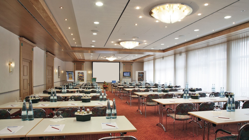 Hotel Zum Schiff 43/53