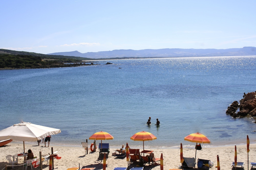 Appartamenti Isola Rossa Borgo Di Mare 47/55