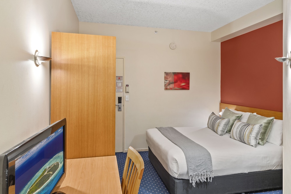 YEHS Hotel Melbourne CBD 23/57