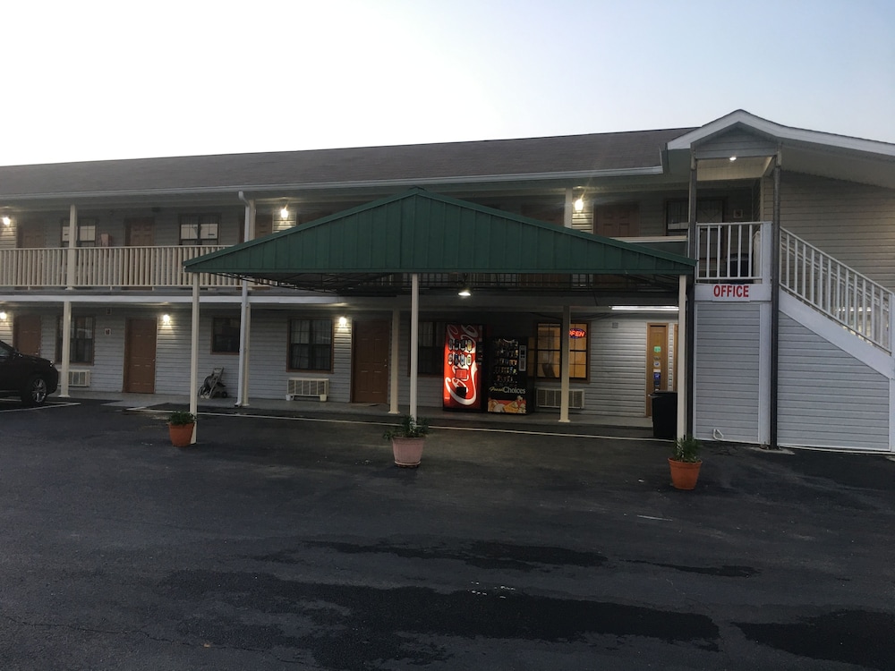 Loyalty Inn Hawkinsville 4/37