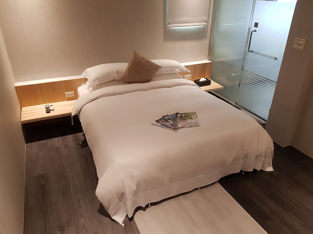 Ashare Hotel 39/61