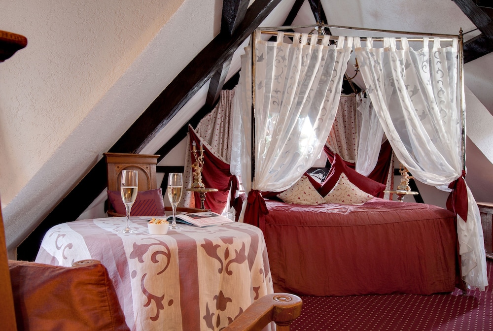 Hotel Le Marechal 13/50