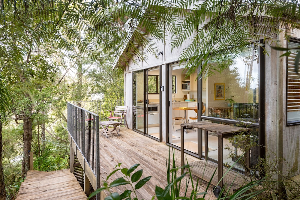 CRAICOR ACCOMMODATION 46/50