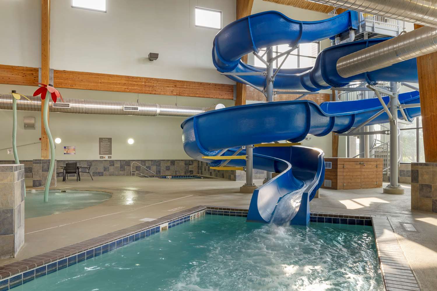 Best Western Watertown Inn Suites 16/42