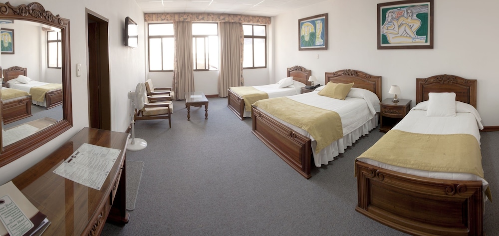 Gran Hotel Pereira 38/67